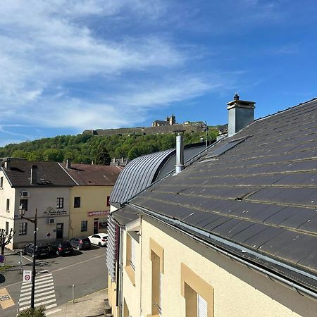 Au Coeur De Montmedy住宿加早餐旅馆 外观 照片